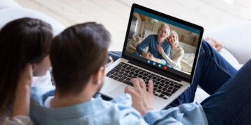 Using Technology To Help Care For Your Aging Parents